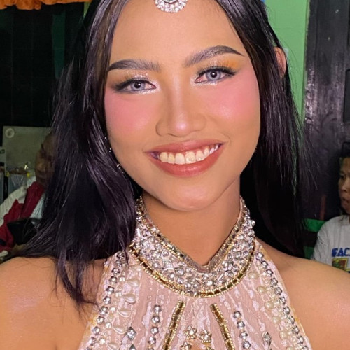 Christine J. profile photo