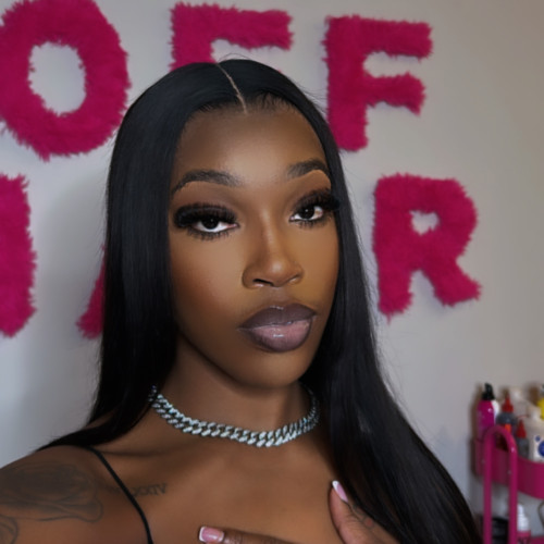 Loni T.