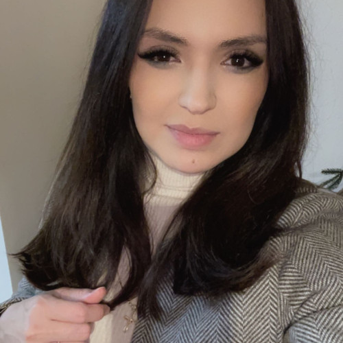 Iris  M.