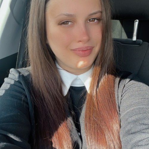Oana P.