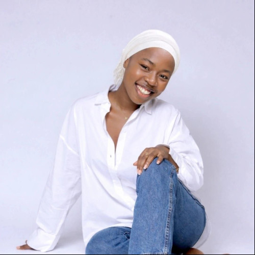 Esther  O. profile photo