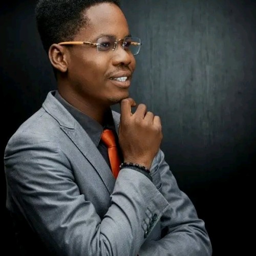 Oyeyemi  O. profile photo