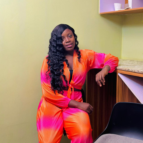 Asiling  R. profile photo