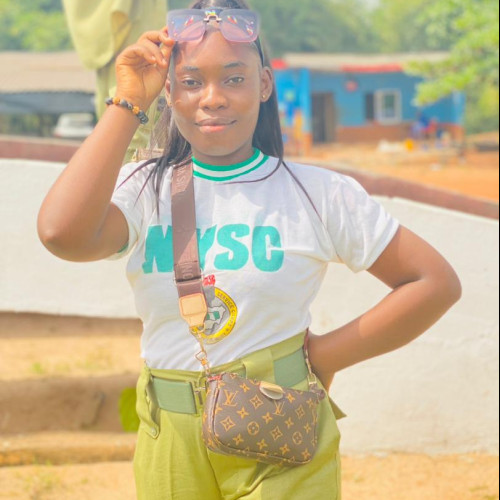 Mischell E. profile photo
