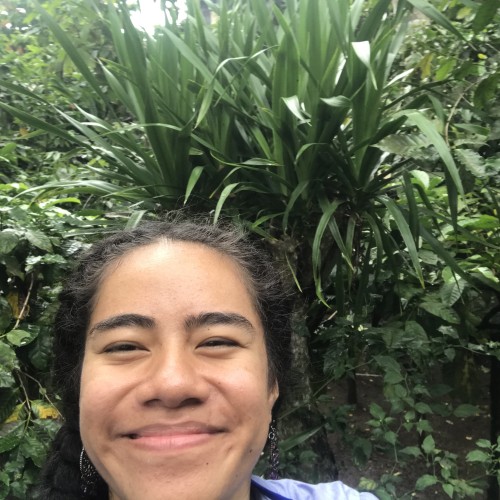 Moli L. profile photo