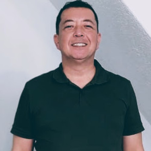 Leonardo L.