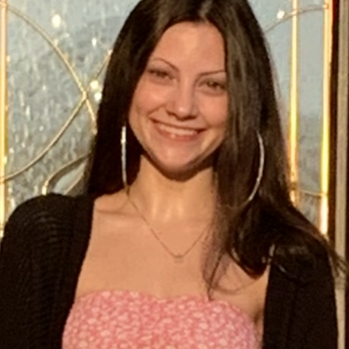 Ella R.