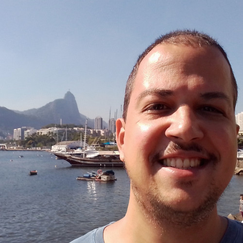 LUIZ D.