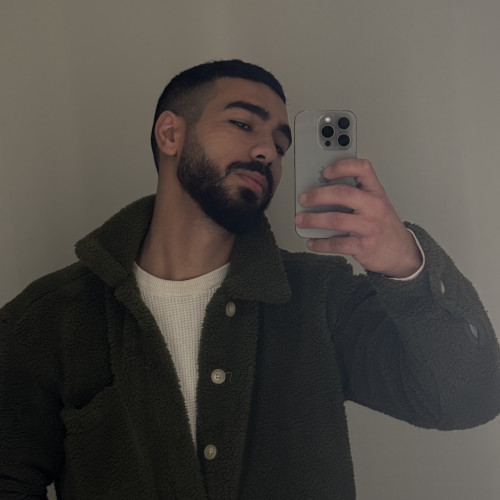 Ali S.