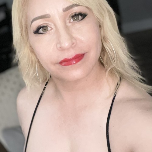 Gigi L.