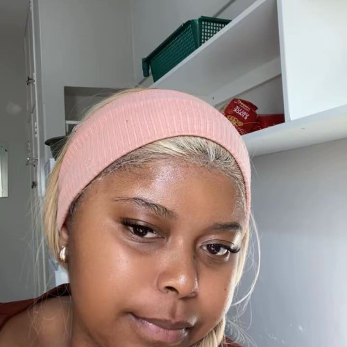 Nomfundo D. profile photo