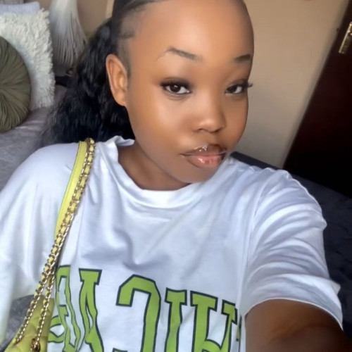 Teetee B. profile photo