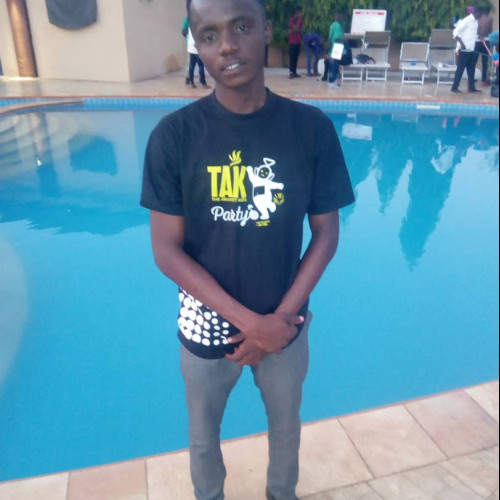Akambase  C. profile photo