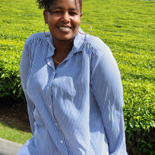 Yvonne n. profile photo