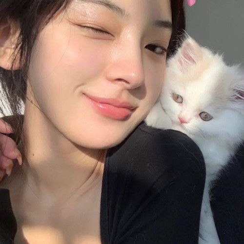 lily c. profile photo