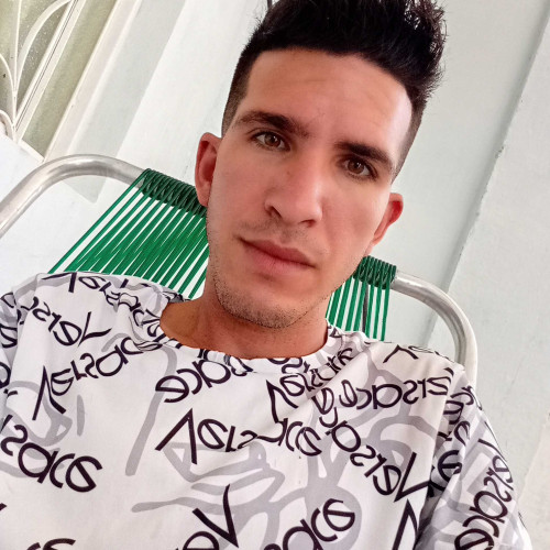 Luis T.