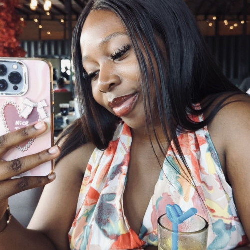 Charlotte M. profile photo