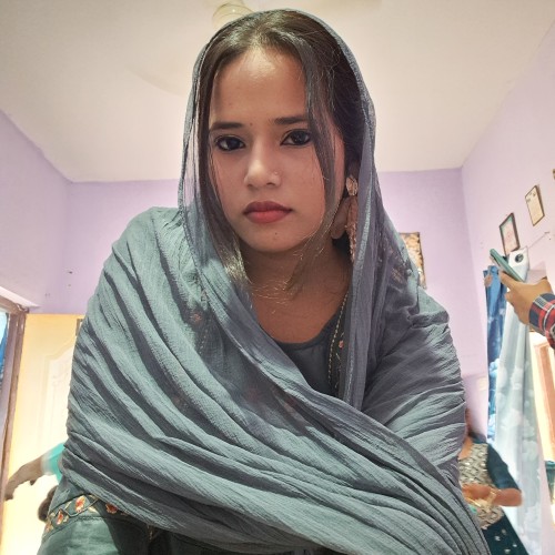 Ayesha  K.
