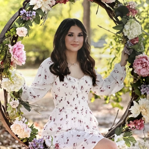 tea r. profile photo