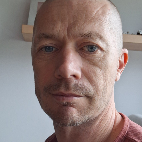 Andrej M.