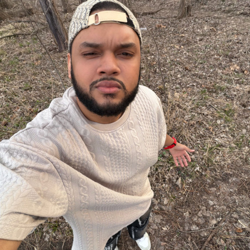 Ninito M. profile photo