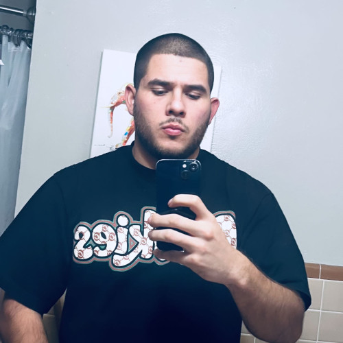 Larry M. profile photo
