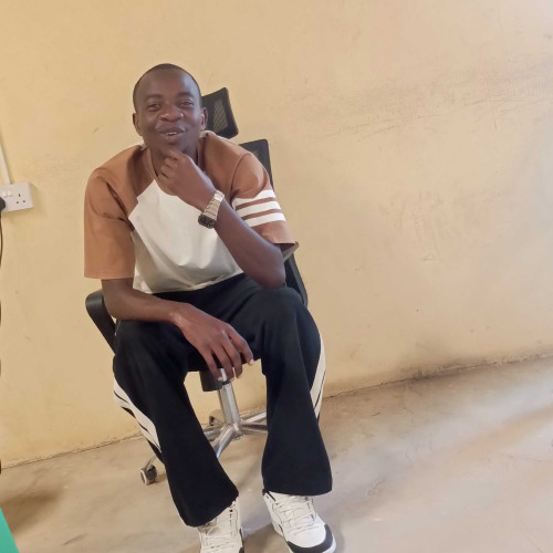 Hemedi k. profile photo