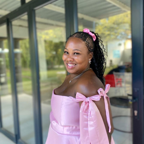 minenhle T. profile photo