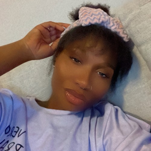 Admyra N.