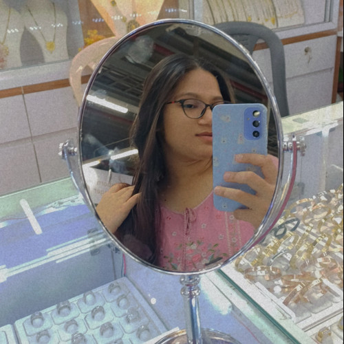 Priya J. profile photo