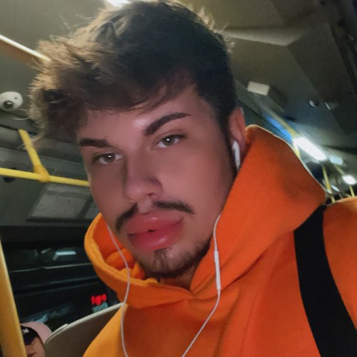 Alex T.