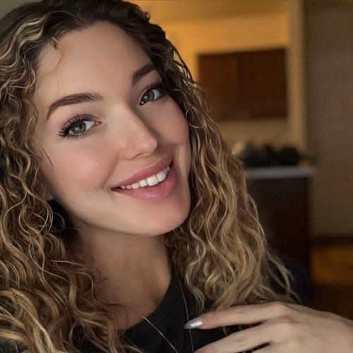 Charlotte  A. profile photo