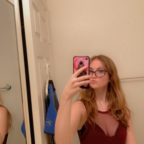 Kat V. profile photo