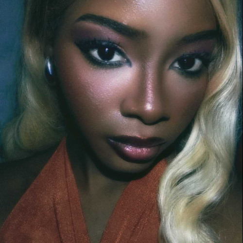 Lucyyy D. profile photo
