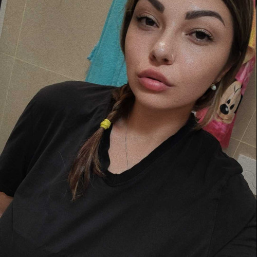 Iza S. profile photo
