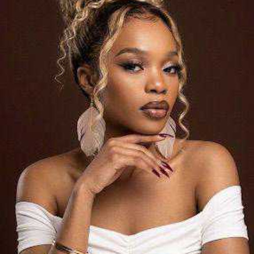 pheobe n. profile photo
