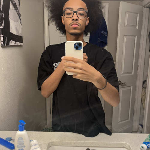 TFZELI W. profile photo