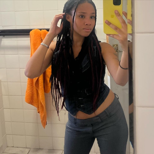 Coryn  V. profile photo