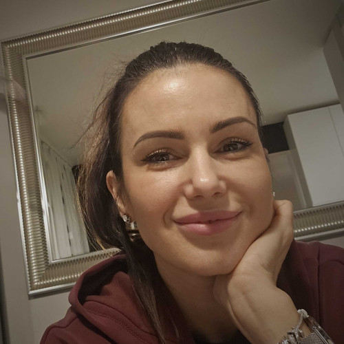 Katarina J. profile photo