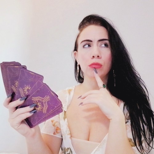 Elisa  J.