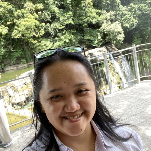 lyna a.