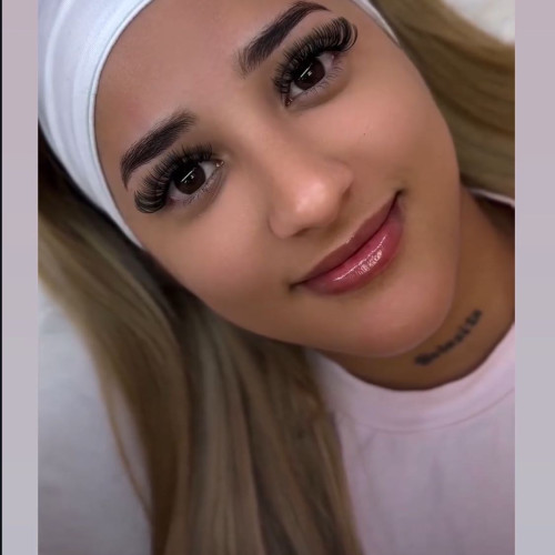 Adriana R. profile photo