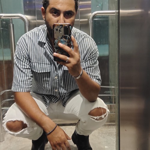 Amine E. profile photo