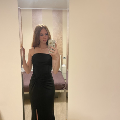 Mia V. profile photo