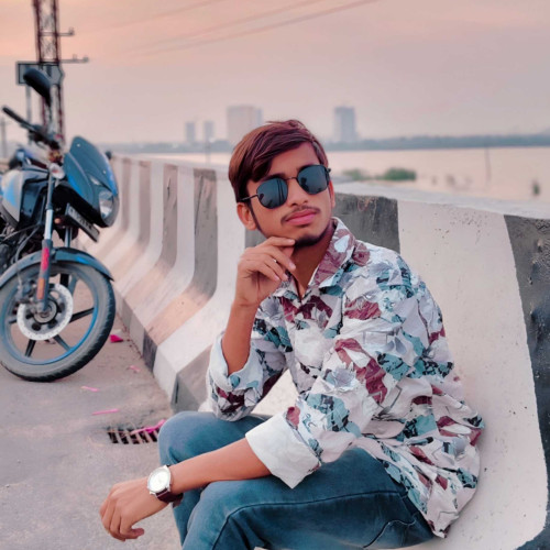 lunavth s. profile photo