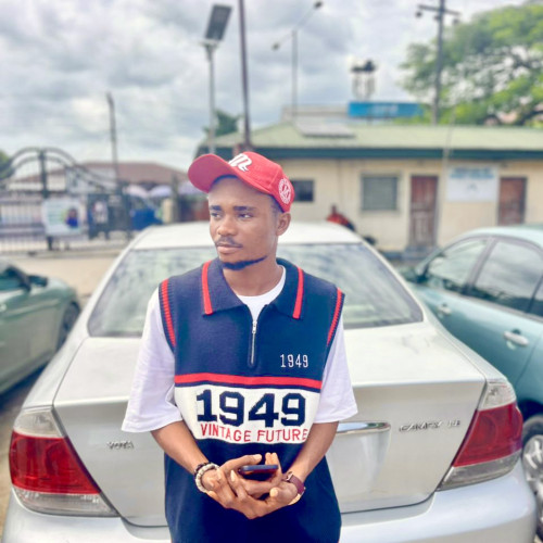 Nya  E. profile photo