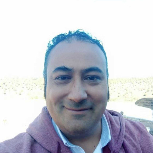 Mauricio A.