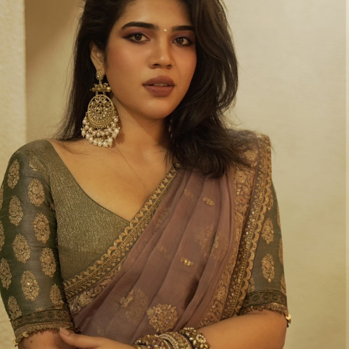 aysha  r. profile photo