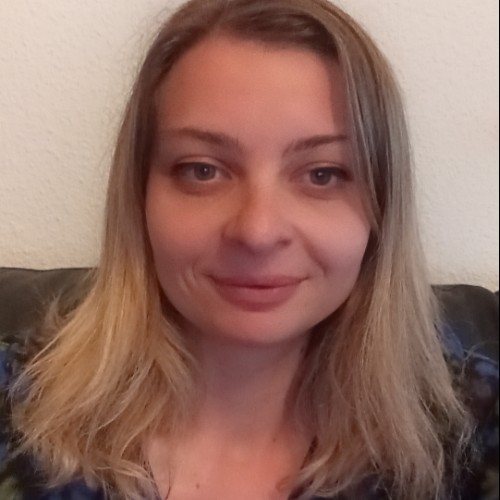 Célia C. profile photo