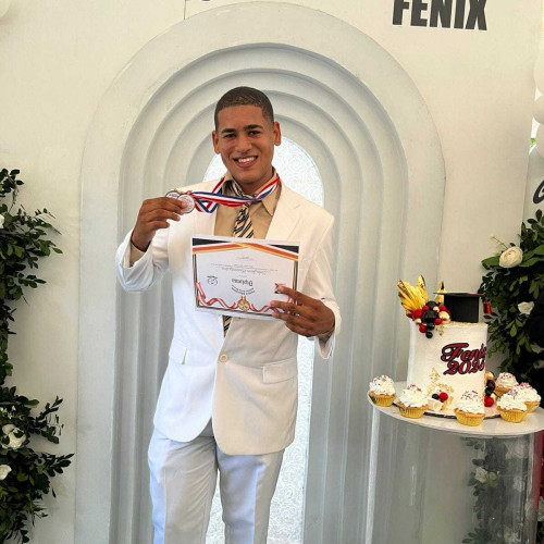 Carlos H. profile photo